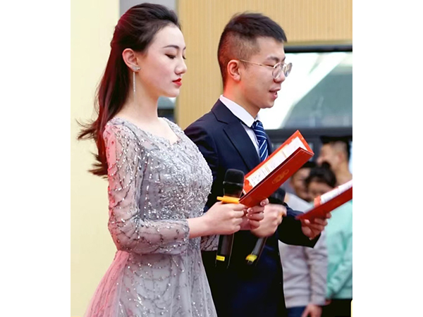 <b>ѧ���ճ�</b>