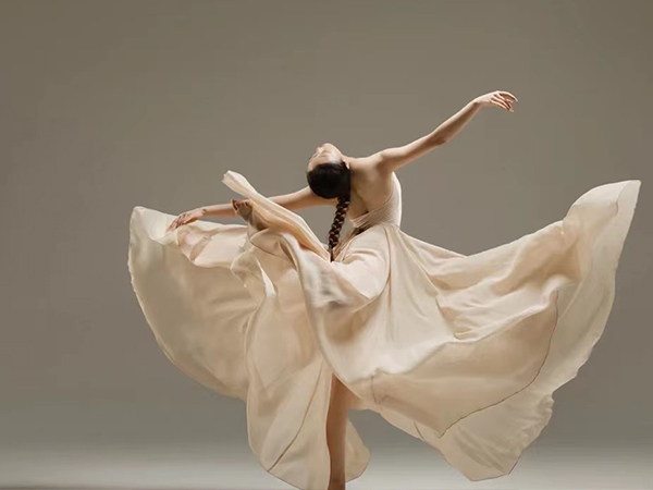 <b>ѧ���ճ�</b>