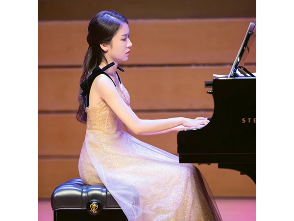 <b>ѧ���ճ�</b>