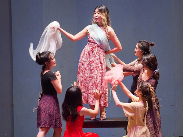 <b>ѧ���ճ�</b>