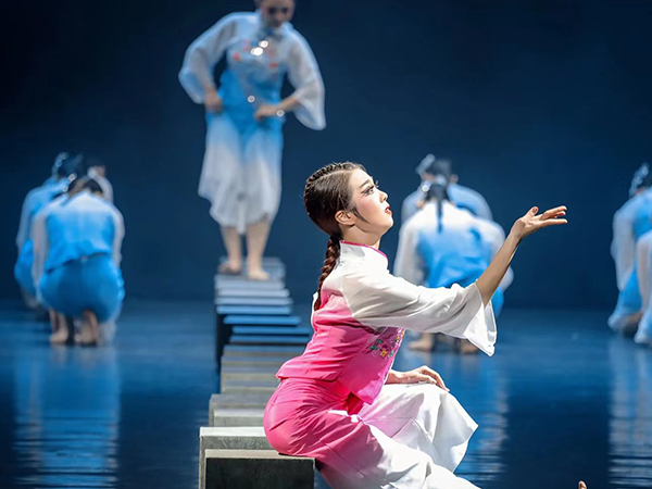 <b>ѧ���ճ�</b>